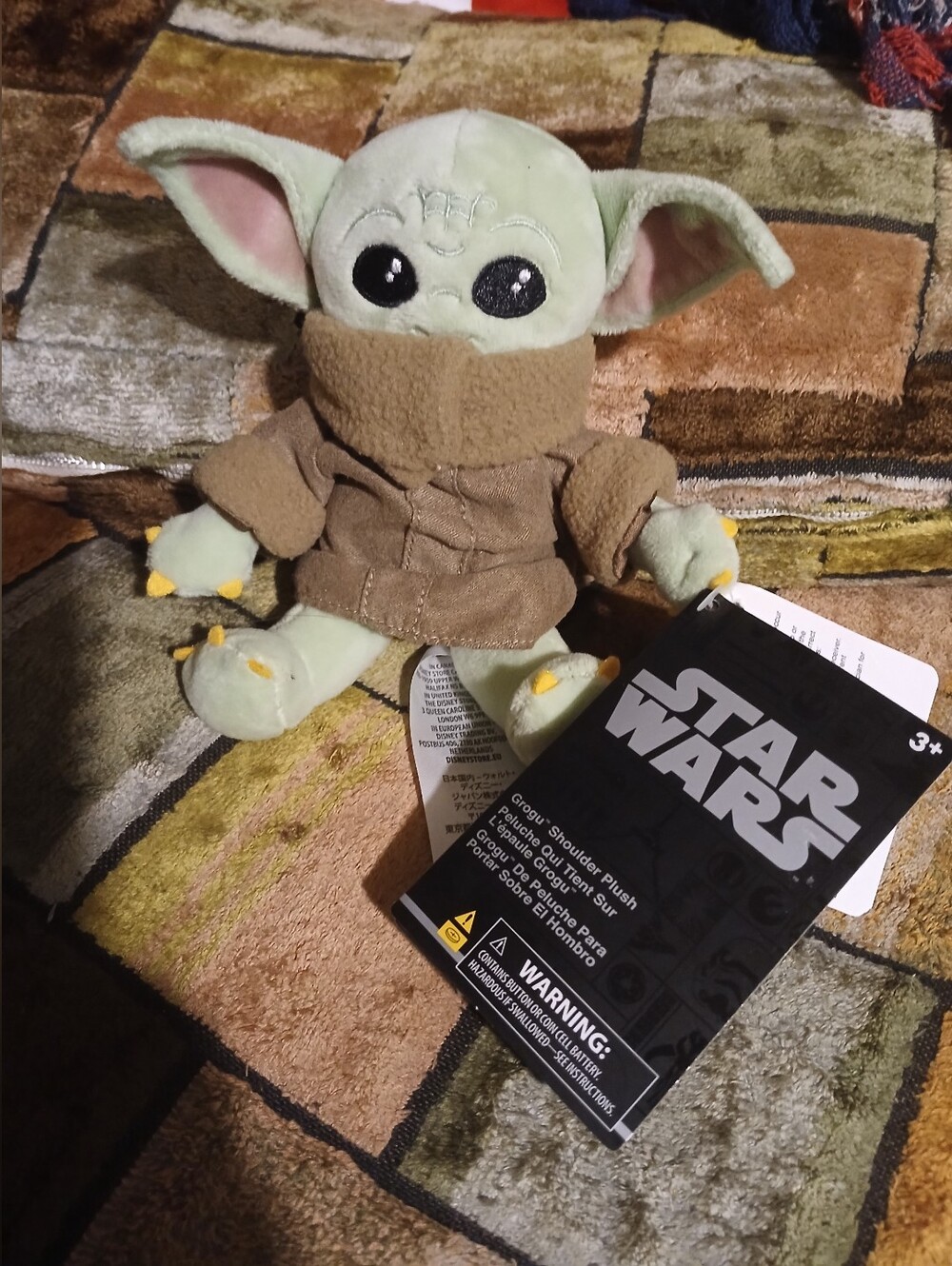 "STAR WARS" GROGU MANDALORIAN BABY YODAMAGNETIC SHOULDER PLUSH